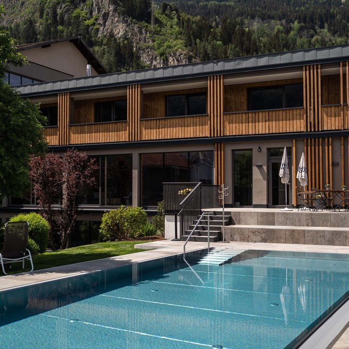 Outdoorpool Outdoorpool