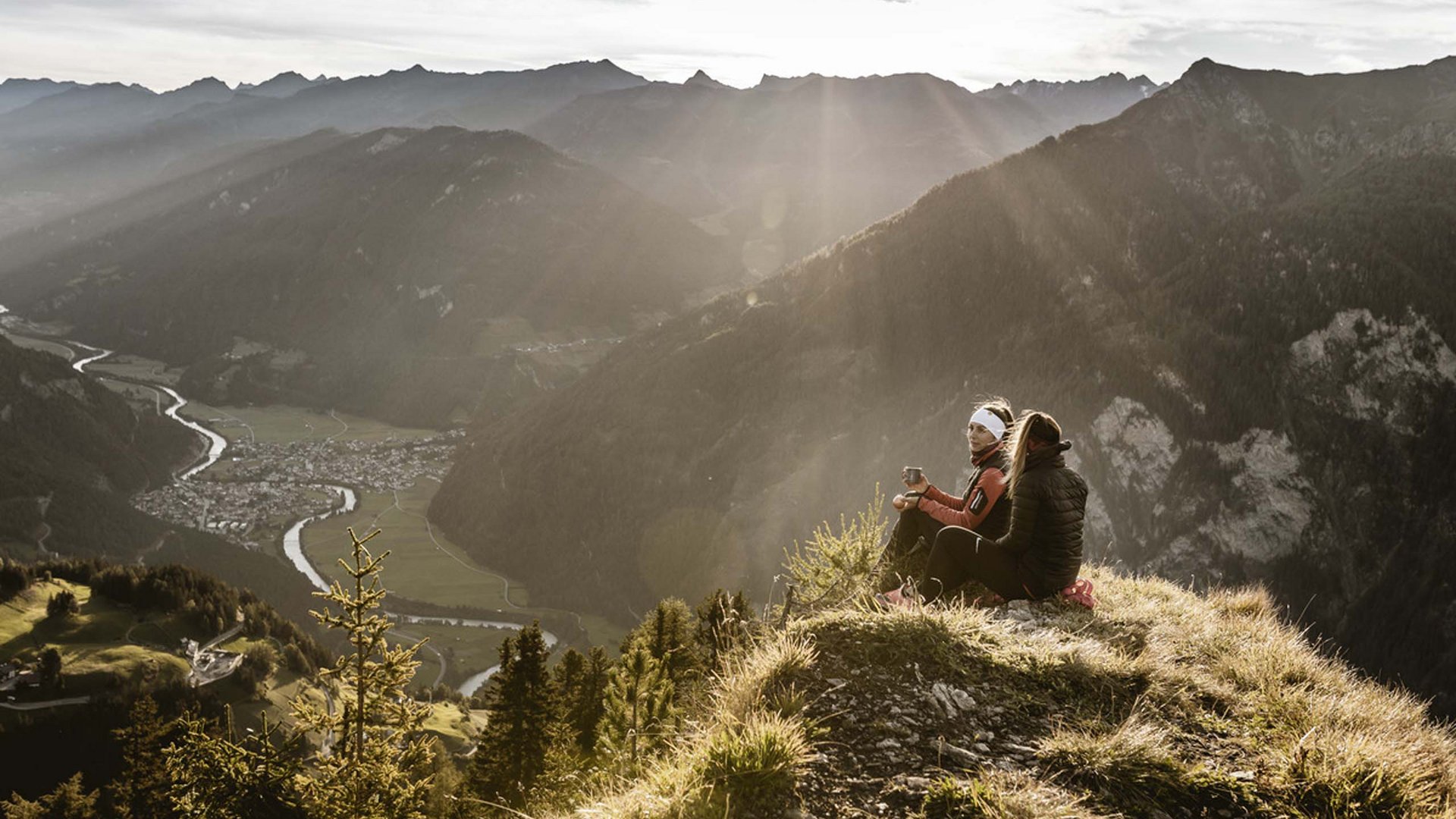 Entdecken Sie die Tiroler Bergseen. Entdecken Sie die Tiroler Bergseen.